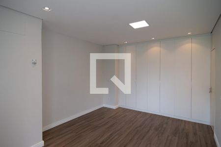 Apartamento à venda com 190m², 3 quartos e 1 vaga Apartamento à venda com 190m², 3 quartos e 1 vagaQuarto 1