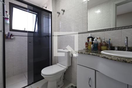 Apartamento à venda com 198m², 4 quartos e 4 vagasBanheiro da Suíte 1