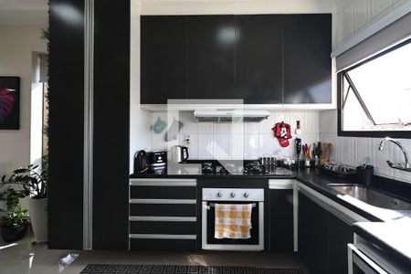 Apartamento à venda com 198m², 4 quartos e 4 vagasCozinha