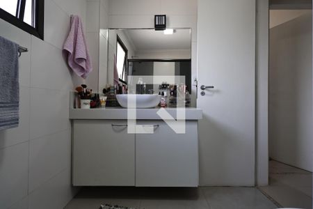 Apartamento à venda com 198m², 4 quartos e 4 vagasBanheiro