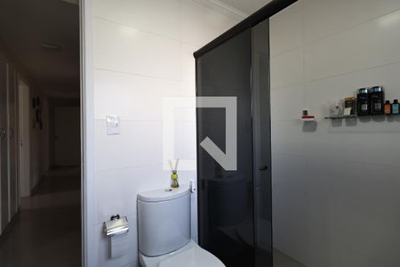 Apartamento à venda com 198m², 4 quartos e 4 vagasBanheiro