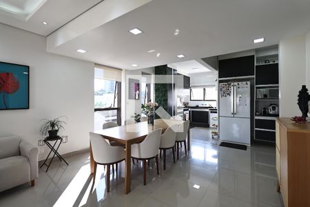 Apartamento à venda com 198m², 4 quartos e 4 vagasCozinha