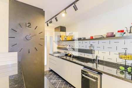 Apartamento à venda com 115m², 3 quartos e 2 vagas Apartamento à venda com 115m², 3 quartos e 2 vagasCozinha