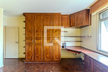 Apartamento à venda com 242m², 3 quartos e 2 vagasQuarto 2