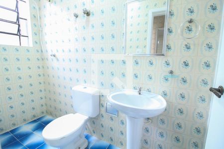 Banheiro de kitnet/studio para alugar com 1 quarto, 13m² em Catumbi, São Paulo