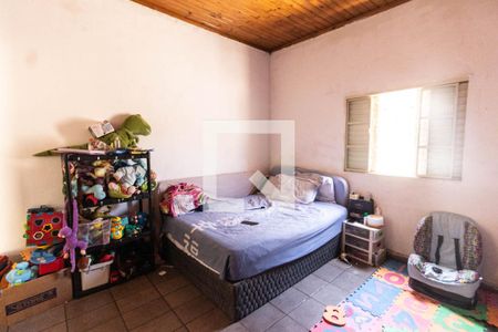 Casa à venda com 300m², 5 quartos e 2 vagasQuarto Casa 3