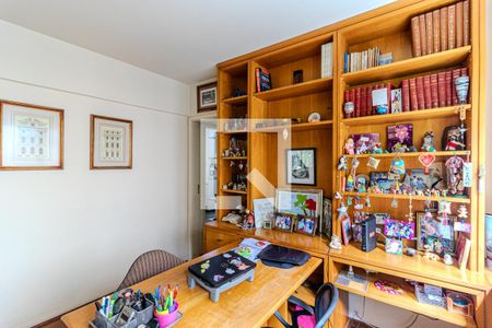 Apartamento para alugar com 220m², 3 quartos e 3 vagasEscritório