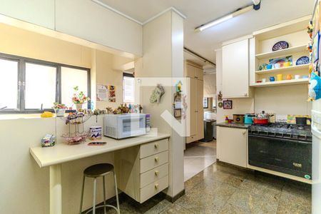 Apartamento para alugar com 220m², 3 quartos e 3 vagasCozinha