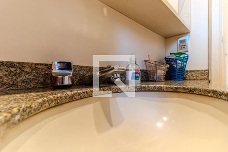 Apartamento para alugar com 220m², 3 quartos e 3 vagasBanheiro da Suíte 1