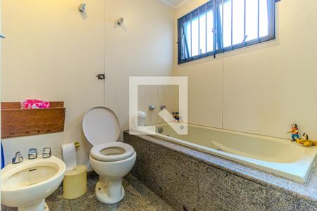 Apartamento para alugar com 220m², 3 quartos e 3 vagasBanheiro da Suíte 3