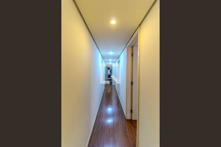 Apartamento para alugar com 220m², 3 quartos e 3 vagasCorredor