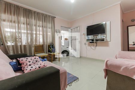 Casa à venda com 130m², 3 quartos e 2 vagas Casa à venda com 130m², 3 quartos e 2 vagasSala da Casa 2