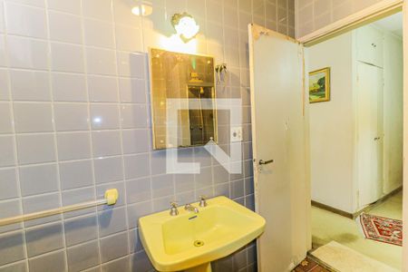 Casa à venda com 190m², 3 quartos e 2 vagasBanheiro 1