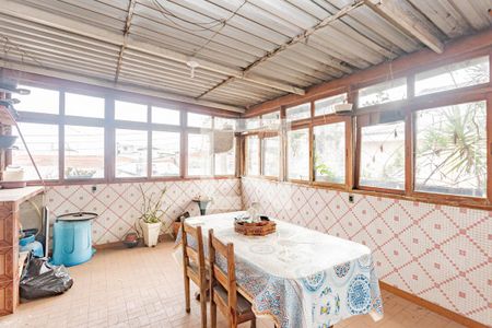 Casa à venda com 400m², 2 quartos e 1 vaga Casa à venda com 400m², 2 quartos e 1 vagaÁrea de Serviço
