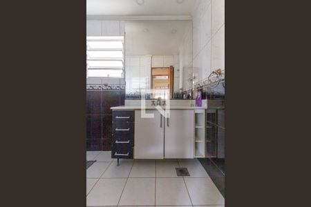 Apartamento à venda com 140m², 3 quartos e sem vaga Apartamento à venda com 140m², 3 quartos e sem vagaBanheiro Social