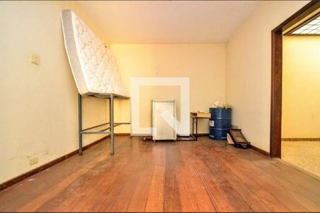 Casa à venda com 150m², 3 quartos e 2 vagas Casa à venda com 150m², 3 quartos e 2 vagasQuarto 2