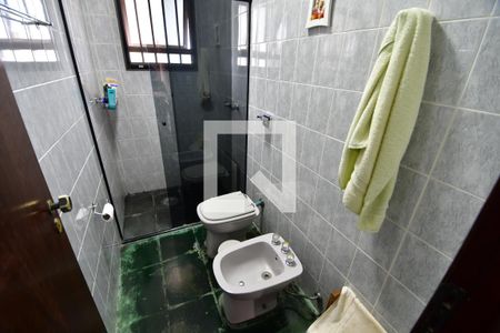 Casa à venda com 294m², 4 quartos e 4 vagasBanheiro 3