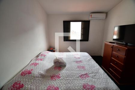 Casa à venda com 294m², 4 quartos e 4 vagasQuarto 4 - Suíte