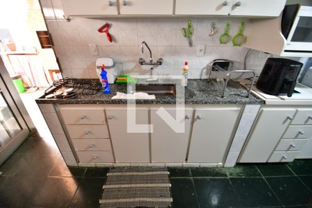 Casa à venda com 294m², 4 quartos e 4 vagasCozinha