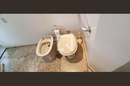 Apartamento à venda com 209m², 4 quartos e 4 vagasBanheiro Suíte Master