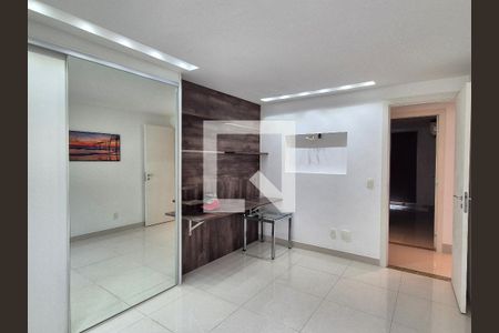 Apartamento à venda com 301m², 4 quartos e 3 vagas Apartamento à venda com 301m², 4 quartos e 3 vagasQuarto 1