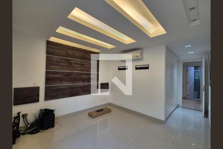 Apartamento à venda com 301m², 4 quartos e 3 vagas Apartamento à venda com 301m², 4 quartos e 3 vagasSuite