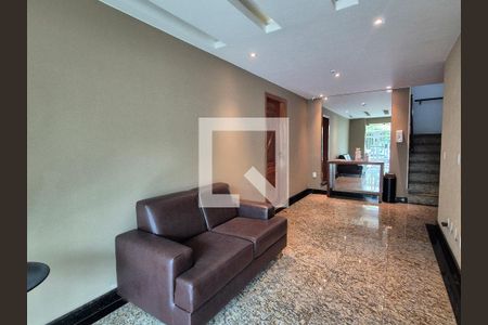 Apartamento à venda com 301m², 4 quartos e 3 vagas Apartamento à venda com 301m², 4 quartos e 3 vagasHall de entrada