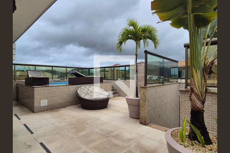 Apartamento à venda com 301m², 4 quartos e 3 vagas Apartamento à venda com 301m², 4 quartos e 3 vagasÁrea externa