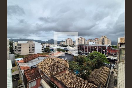 Apartamento à venda com 301m², 4 quartos e 3 vagas Apartamento à venda com 301m², 4 quartos e 3 vagasVista