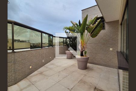 Apartamento à venda com 301m², 4 quartos e 3 vagas Apartamento à venda com 301m², 4 quartos e 3 vagasÁrea externa