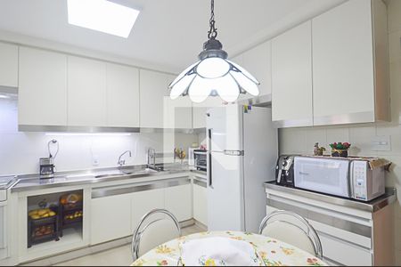 Apartamento à venda com 168m², 4 quartos e 2 vagasCozinha