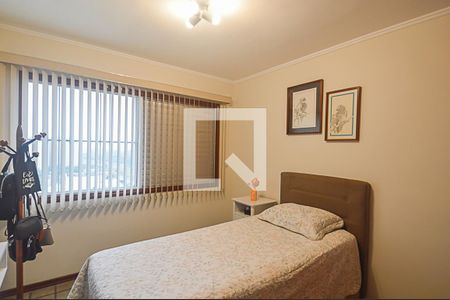 Apartamento à venda com 168m², 4 quartos e 2 vagasQuarto 2