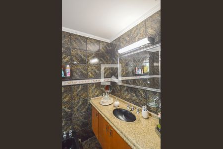 Apartamento à venda com 168m², 4 quartos e 2 vagasBanheiro da Suíte