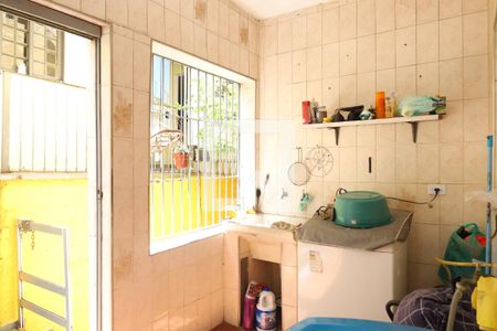 Casa à venda com 350m², 3 quartos e 3 vagasÁrea de Serviço