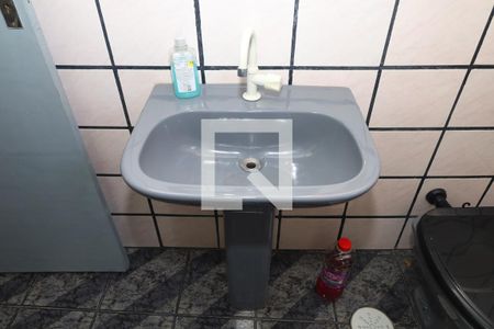 Casa à venda com 350m², 3 quartos e 3 vagasBanheiro 2