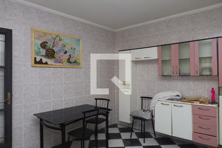 Casa à venda com 350m², 3 quartos e 3 vagasEdícula - Cozinha