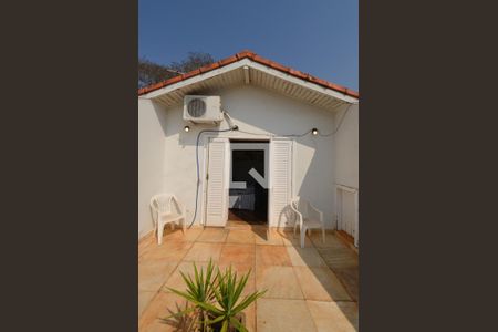 Casa para alugar com 660m², 4 quartos e 5 vagasVaranda suíte 4