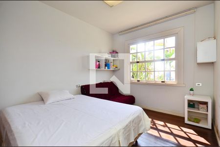 Casa para alugar com 660m², 4 quartos e 5 vagasSuíte 2