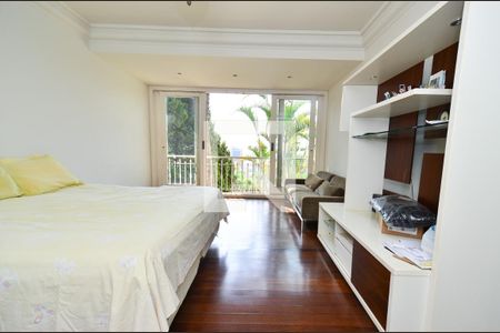 Casa para alugar com 660m², 4 quartos e 5 vagasSuíte 3