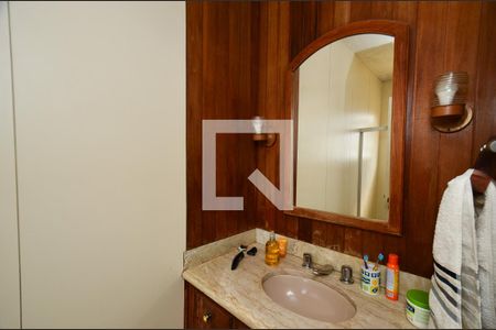 Casa para alugar com 660m², 4 quartos e 5 vagasSuíte 2