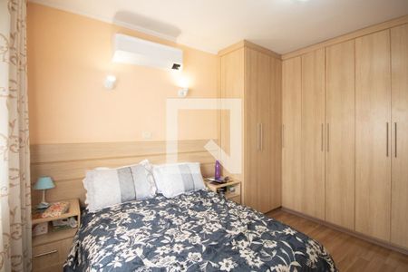 Casa à venda com 180m², 3 quartos e 2 vagas Casa à venda com 180m², 3 quartos e 2 vagasSuite