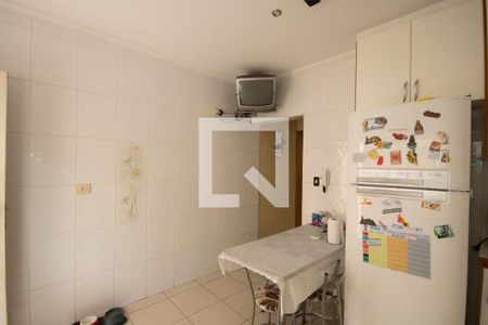 Casa à venda com 180m², 3 quartos e 2 vagas Casa à venda com 180m², 3 quartos e 2 vagasCozinha