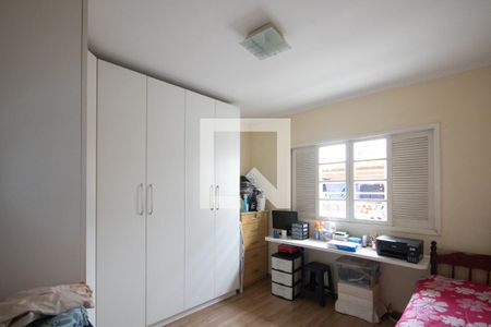 Casa à venda com 180m², 3 quartos e 2 vagas Casa à venda com 180m², 3 quartos e 2 vagasQuarto 3