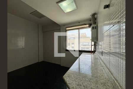 Apartamento à venda com 360m², 3 quartos e 3 vagasÁrea de Serviço