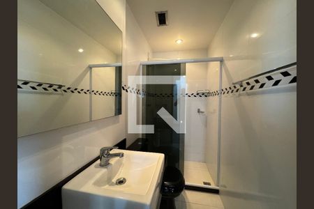 Apartamento à venda com 360m², 3 quartos e 3 vagasSuíte 2 - Banheiro