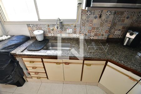 Apartamento à venda com 78m², 2 quartos e 1 vagaCozinha