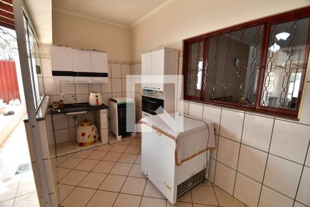 Casa à venda com 287m², 3 quartos e 6 vagasCopa