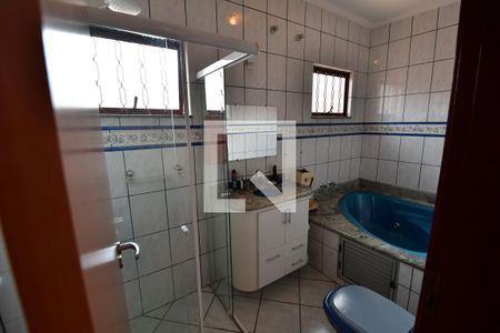 Casa à venda com 287m², 3 quartos e 6 vagasBanheiro 1