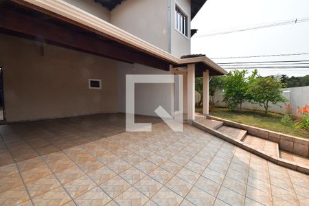 Casa à venda com 287m², 3 quartos e 6 vagasGaragem