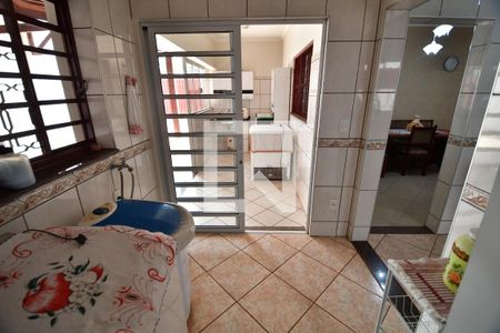 Casa à venda com 287m², 3 quartos e 6 vagasÁrea de Serviço